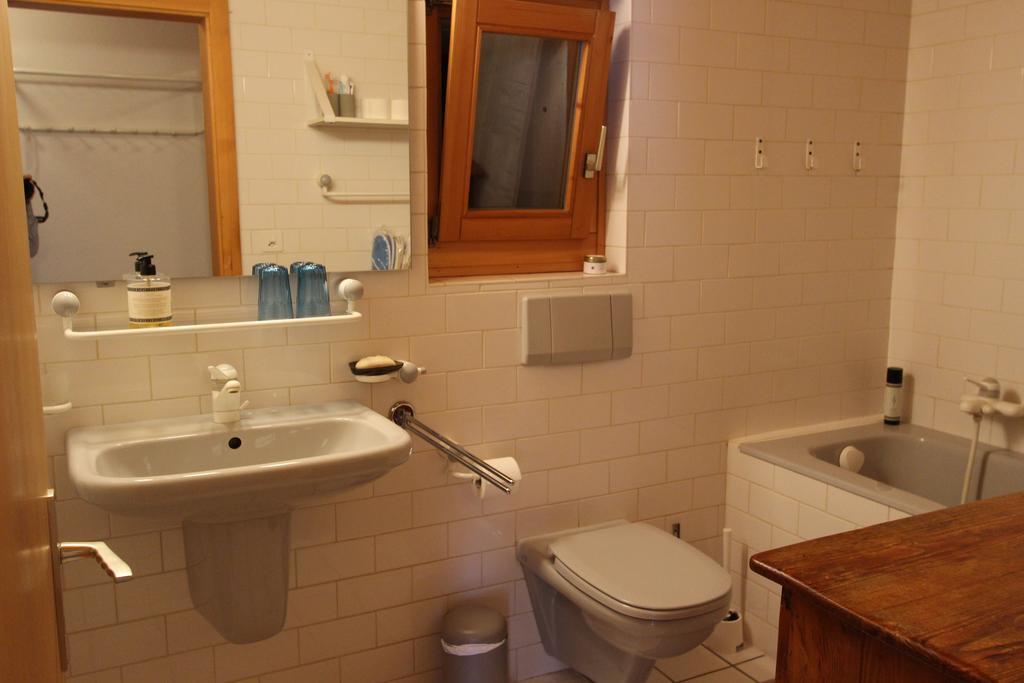 La Boutique Apartment Rossiniere Luaran gambar