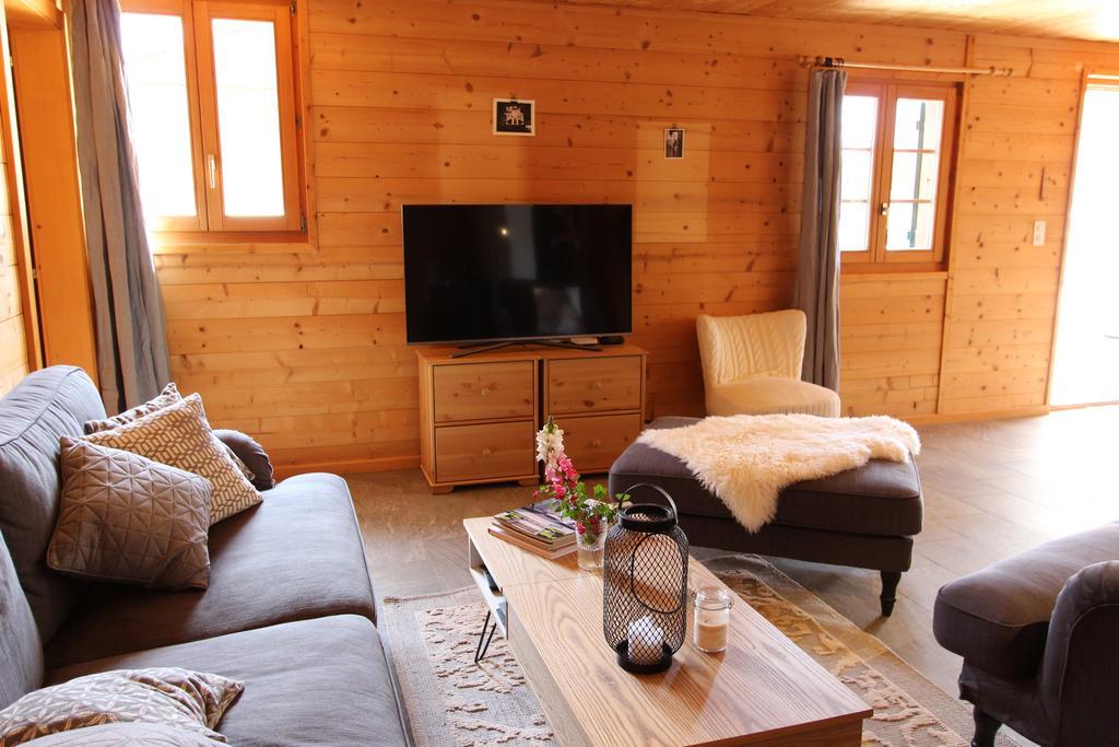La Boutique Apartment Rossiniere Luaran gambar